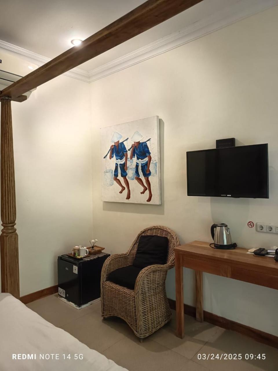 Blue Garden Yogyakarta Hotel Bangunjiwo Exterior photo